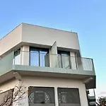 Apartment 9 Muses *